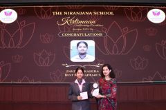 Virti Jain and Pavitra Kasera of  Grade 9 Honoured with the Kirtimaan Award for Academic Excellence - 1